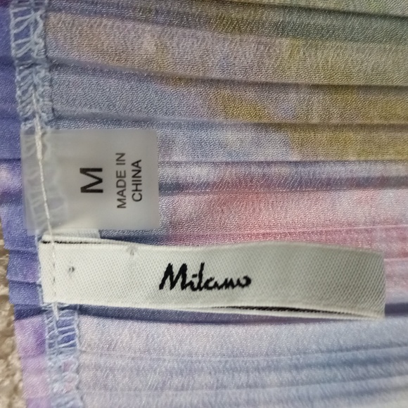Milano Multi-Colored, Super Stretchy, Abstract, 3/4 Sleeve Shirt - Picture 3 of 11